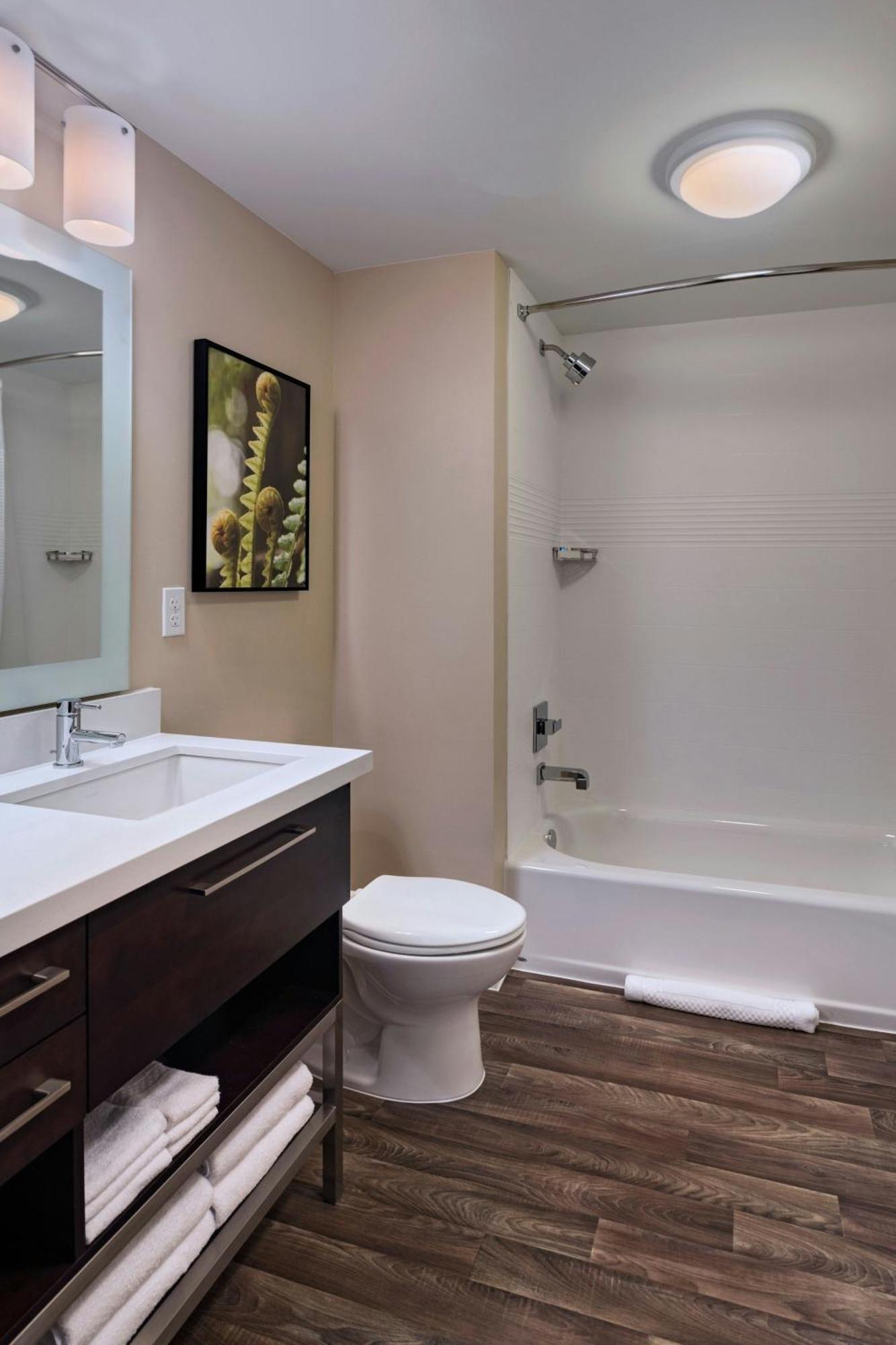 Towneplace Suites By Marriott Tacoma Lakewood Exteriör bild