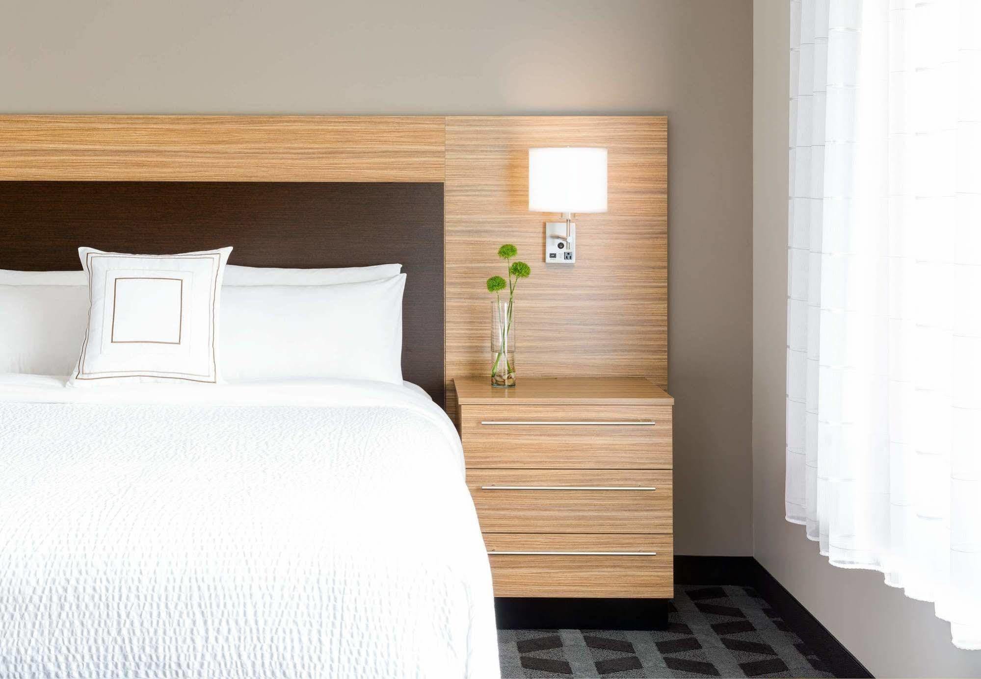 Towneplace Suites By Marriott Tacoma Lakewood Exteriör bild